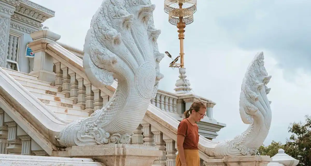Phnom Penh – Oudong Mountain – 4 Days Tour